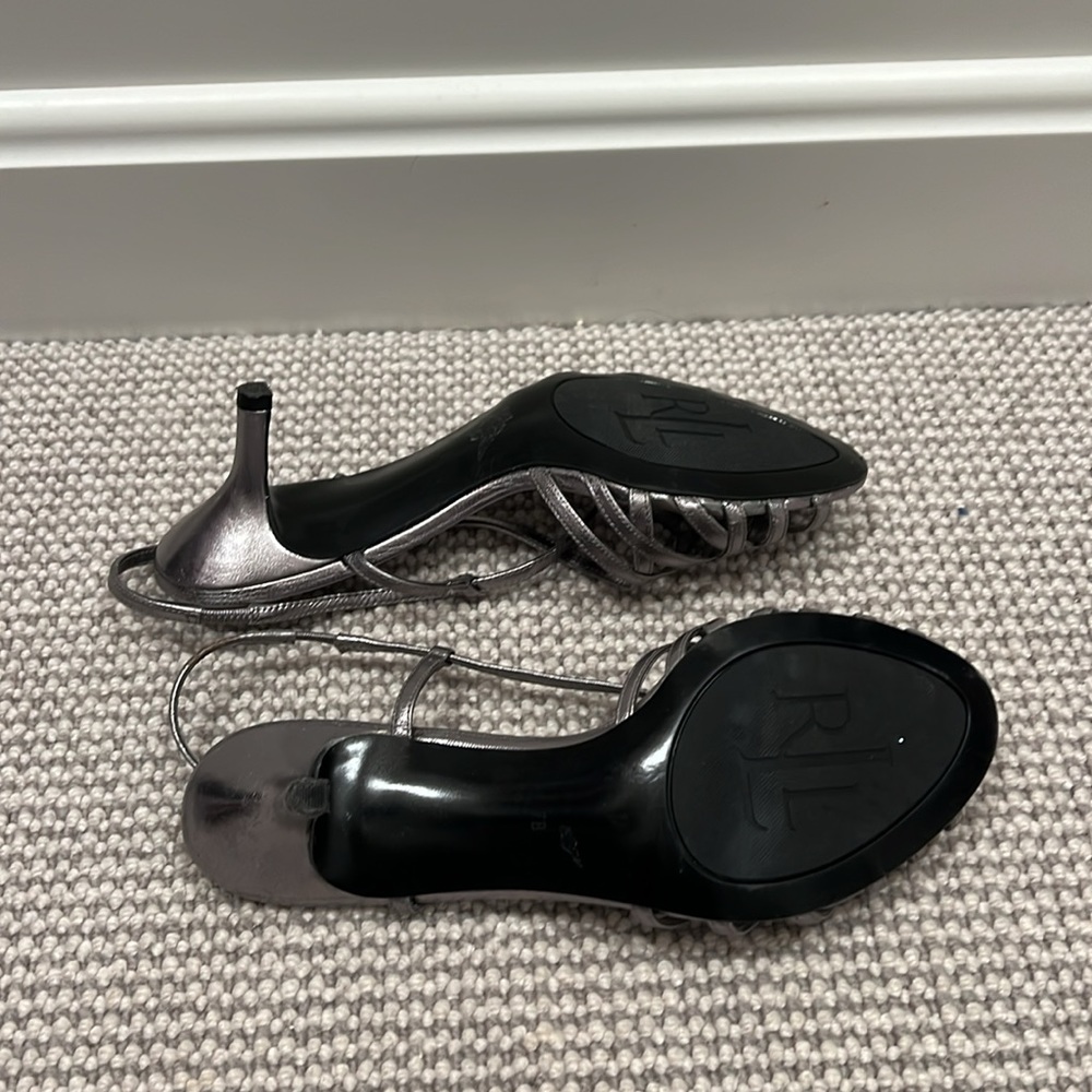 Ralph Lauren kitten heels - Picture 3 of 3